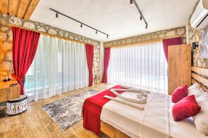 4 camere, ferro/asse da stiro, Wi-Fi, lenzuola