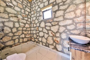 Hair dryer, towels, soap, toilet paper - Sea View 4 Bedroom Villa in Patara Private with Indoor and Outdoor Pool (Gelemiş)