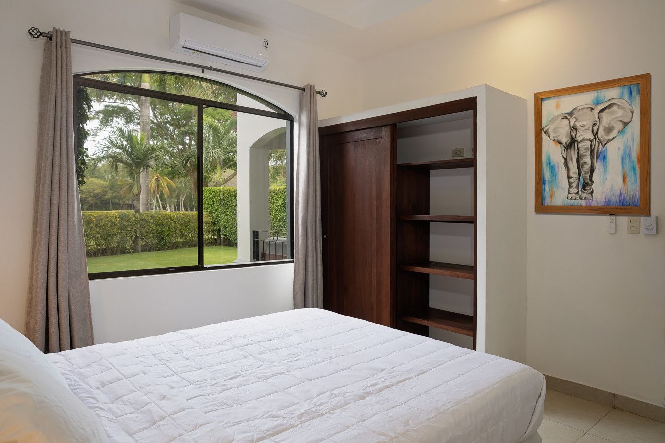 1 bedroom, travel crib, WiFi, bed sheets