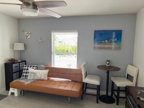 Smart TV - Guest Suite Near Beaches, Ballgames, Casino & RSW. (Fort Myers)
