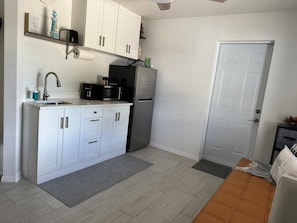 Smart TV - Guest Suite Near Beaches, Ballgames, Casino & RSW. (Fort Myers)