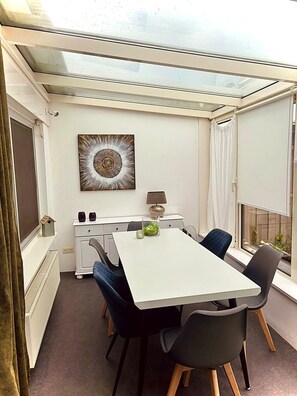 Dining - Vrbo Property (Noordwijkerhout)