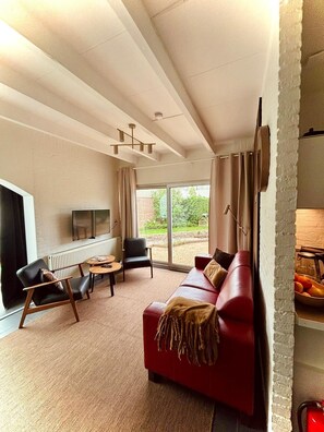 Living area - Vrbo Property (Noordwijkerhout)