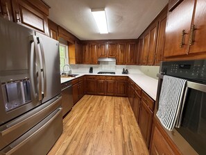専  用キッチン