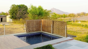 Deluxe-Villa, eigener Pool, Bergblick | Pool | Außenpool