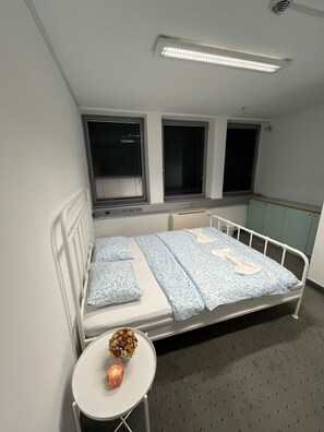 Comfort Double Room | Free WiFi - RD6 simple rooms and apartments  (Ljubljana)