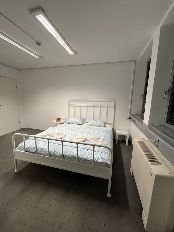 Rd6 Simple Rooms And Apartments - Ljubljana