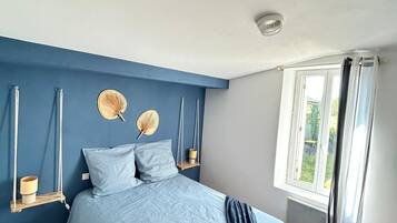 2 bedrooms, free WiFi, bed sheets