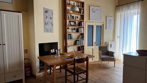 Interior - The House of Mina is in the heart of the small village of Carbognano in Tuscia (Carbognano)