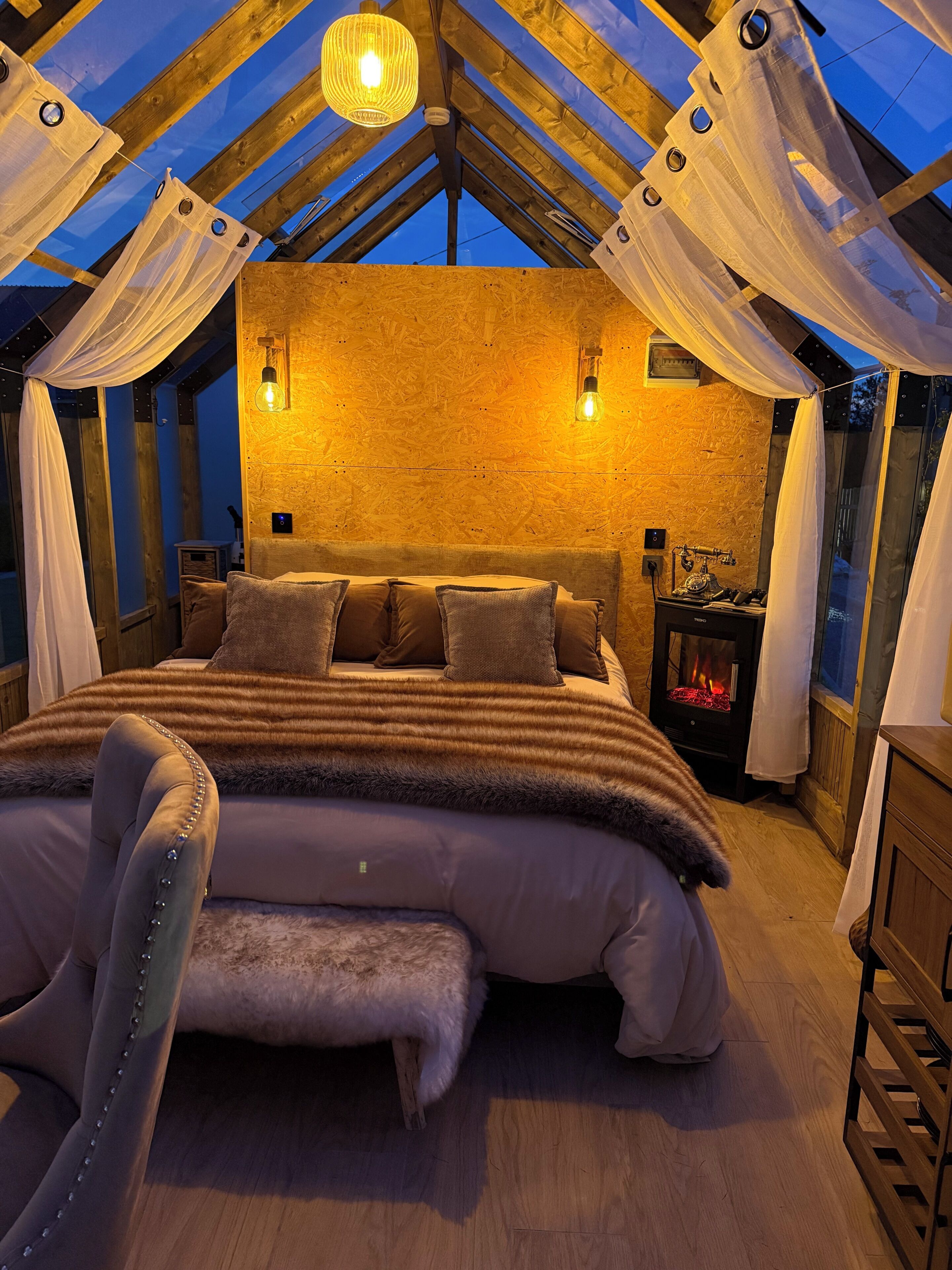 1 bedroom, WiFi, bed sheets