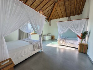 Room - Mansão Solar Trancoso, 8 minutes from the town center, fully equipped house with pool and spa. (Trancoso)