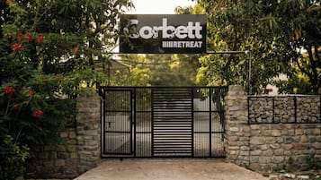 Entrada de la propiedad
