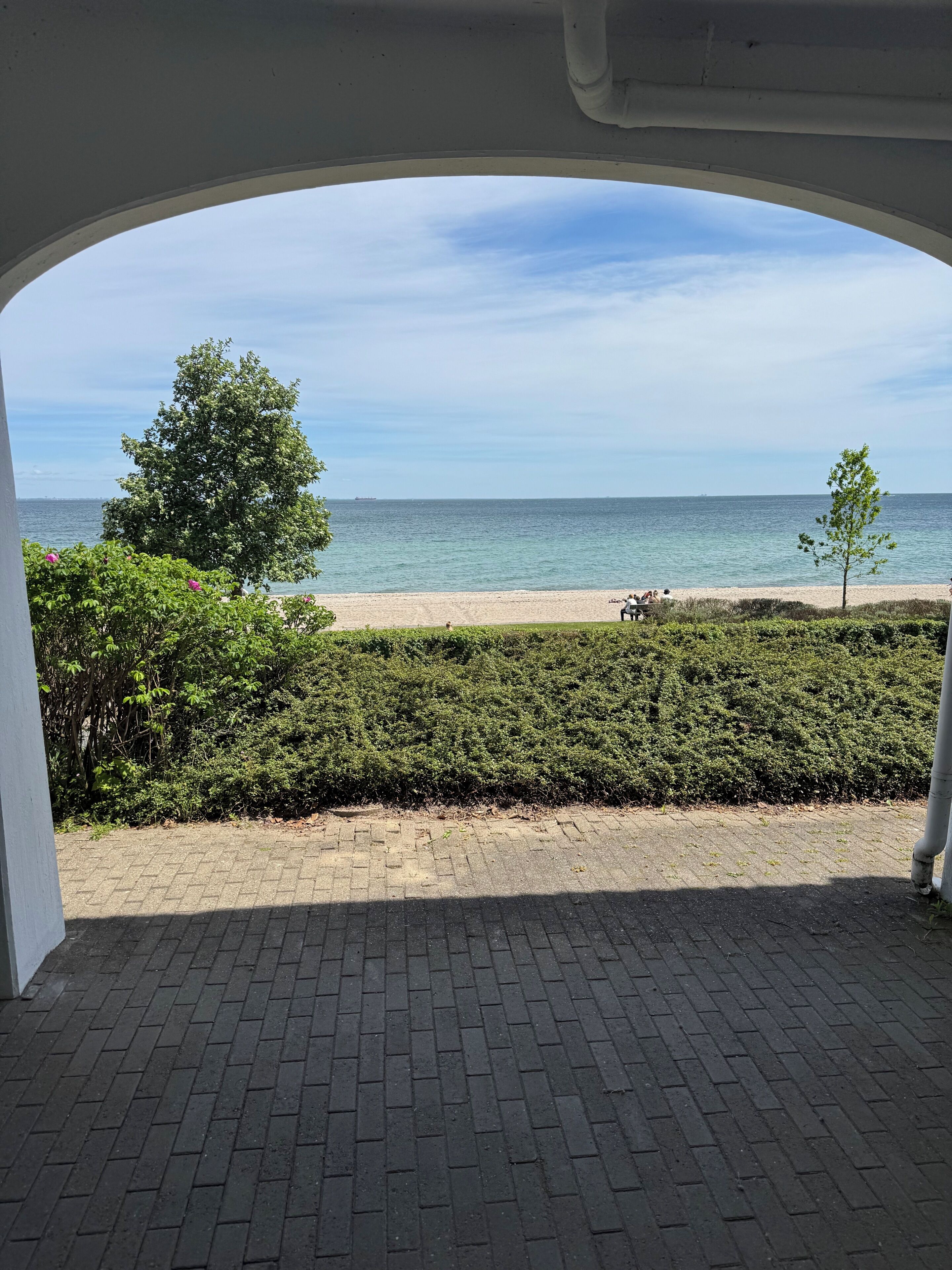 Nær stranden