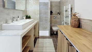 Hair dryer, towels