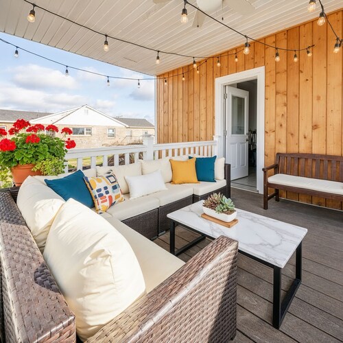 Spacious 3BR Home • Free Parking • Convenient NYC Access • Perfect for Families