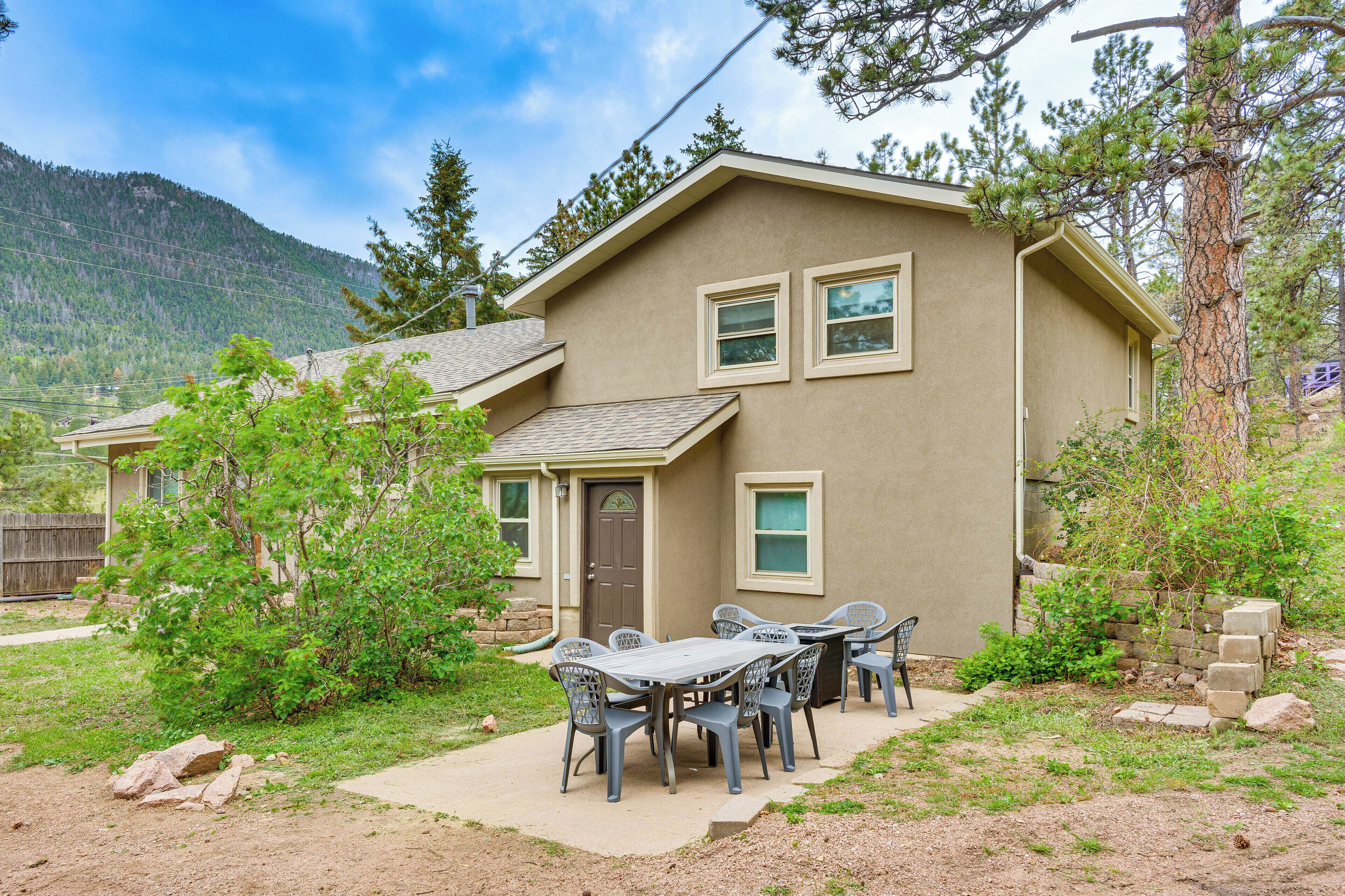 House (4 Bedrooms) | Front of property