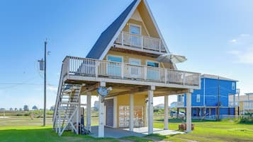 House (3 Bedrooms) | Front of property
