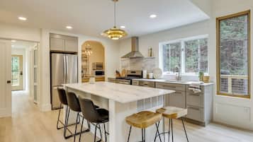 Rumah (4 Bedrooms) | Interior