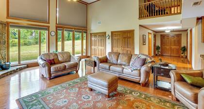 Private Pond & Lake! 220-acre Retreat in Smithland