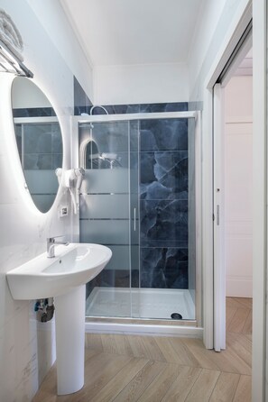 Doppia Standard | Bagno