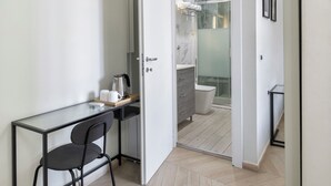 Family Room | Interior - Rohome Stay Guesthouse (Rome)