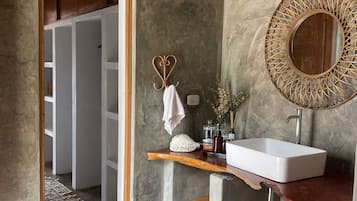 4 habitaciones y acceso a internet