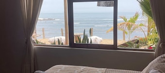 w Beachview 4BR w Terrace in La Libertad