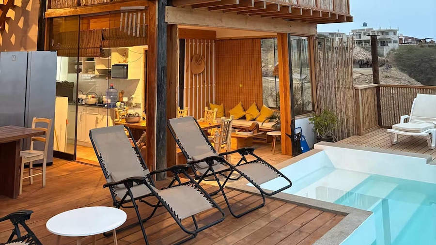 w Ocean Breeze 3BR in Punta Veleros