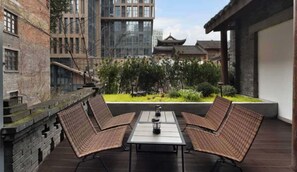 Comfort Double Room, City View | Balcony - Mist Wandering Courtyard  (Chongqing)