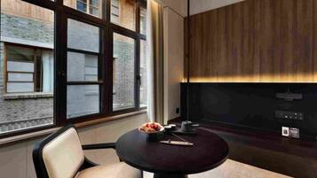 Standard Double Room, City View | Dining