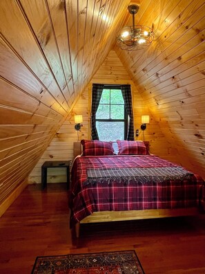 3 bedrooms, WiFi, bed sheets - Private Mountain View Alpine A-Frame 8 miles to Snowshoe (Slaty Fork)