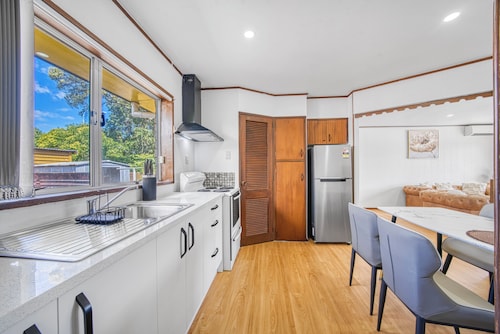 Warmth and the spacious 2 double bedroom