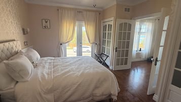 2 camere, ferro/asse da stiro, Wi-Fi gratuito, lenzuola