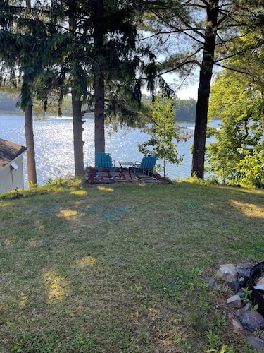 Rustic recently updated 3-bedroom cabin with AC on Upper Turtle Lake.