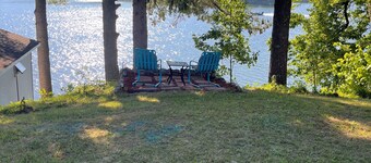 Rustic recently updated 3-bedroom cabin with AC on Upper Turtle Lake.