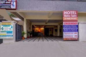 Reception - Suite Room Health Visakhapatnam Nebo (Visakhapatnam)