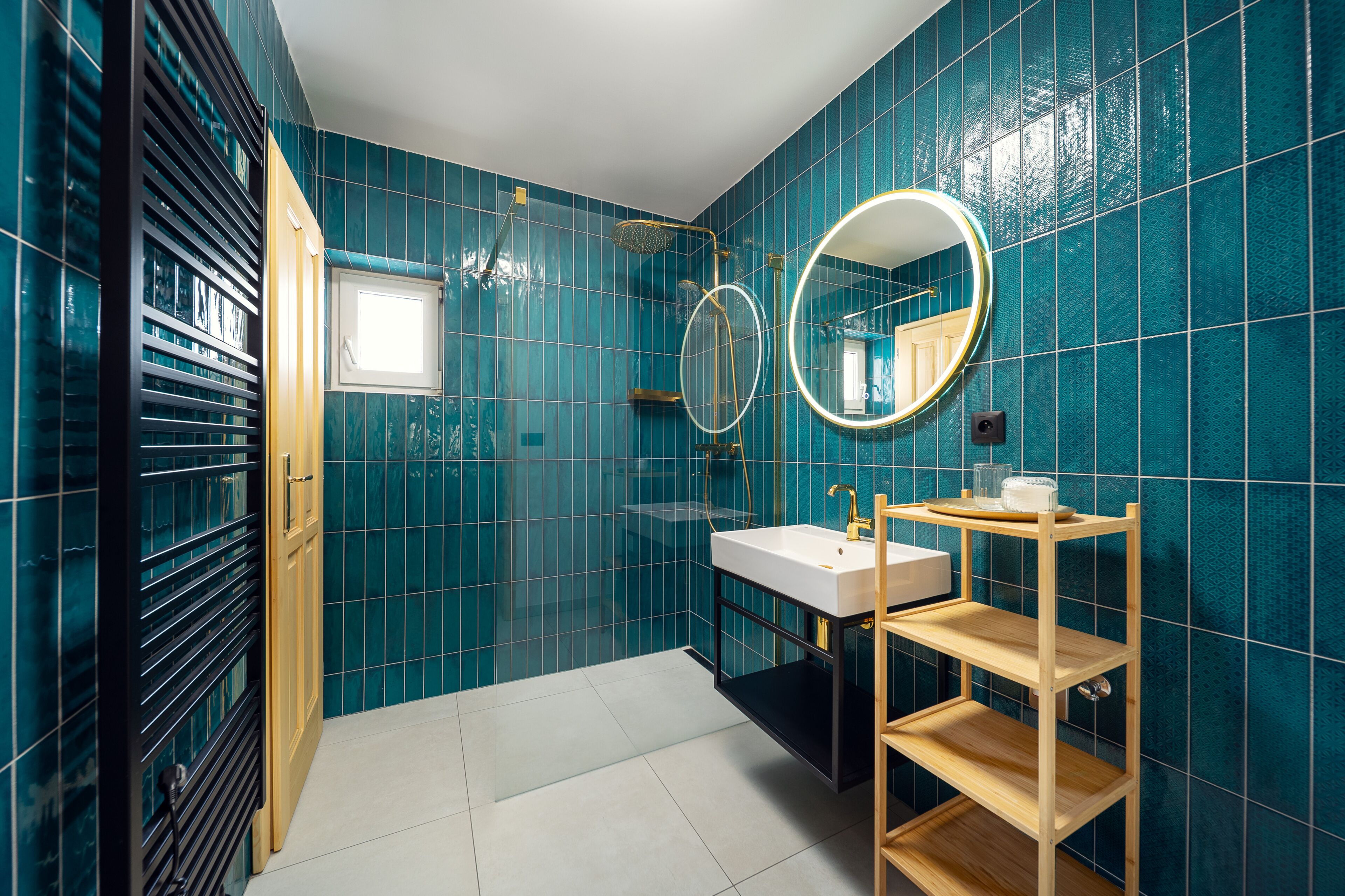 Deluxe Apartment, City View | Bathroom