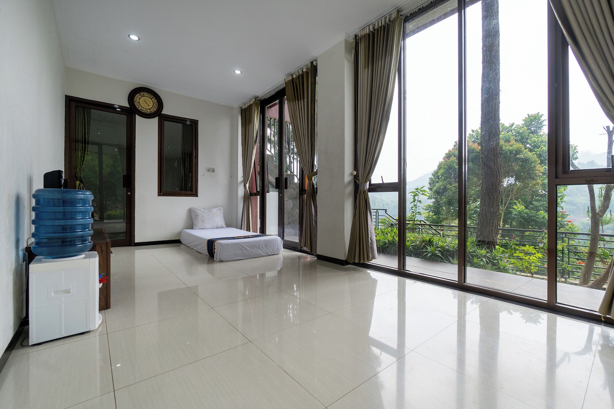 Quarto superior | Vista para o jardim
