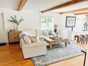 Living area - 1 mile from Main Street and 1.5 miles to Falmouth Heights Beach. (Falmouth)