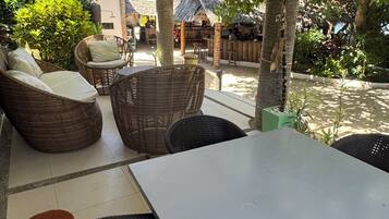 Family Villa, Beach View | Outdoor dining