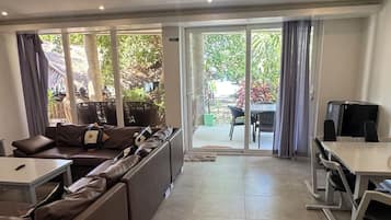 Family Villa, Beach View | Interior