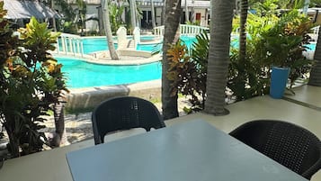 Deluxe Double or Twin Room, Balcony, Pool View | Outdoor dining