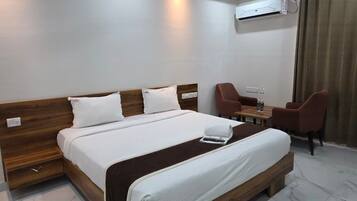 Premium Single Room | Free WiFi
