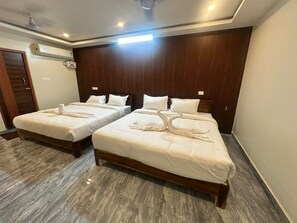 Quadruple Room, Beach View | Free WiFi - SG SQUARE GRAND BEACH RESORT (Puducherry)