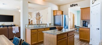 Sage and Stone House - Buda/South Austin