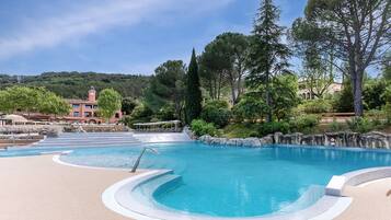 Apartment | Pool | Outdoor pool