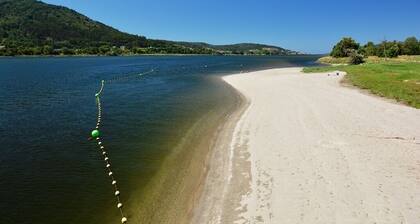 House 5 min from the beach, 15 min from Portugal. Sleeps 7. Rental p: <12 months