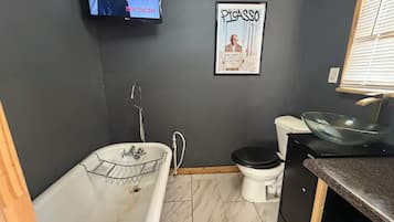 Handtücher, Seife, Toilettenpapier