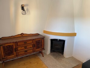 Interior - Serene 2-bedroom house in charming Granjal perfect for relaxing stay (Bragança)