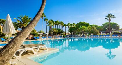 Smart Escape With Pool